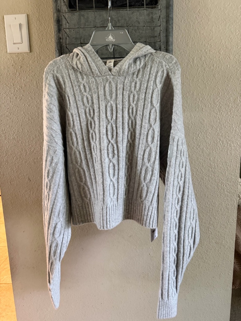 Alo Yoga Cable Knit Winter Bliss Hoodie Sweater - Picture 3 of 5
